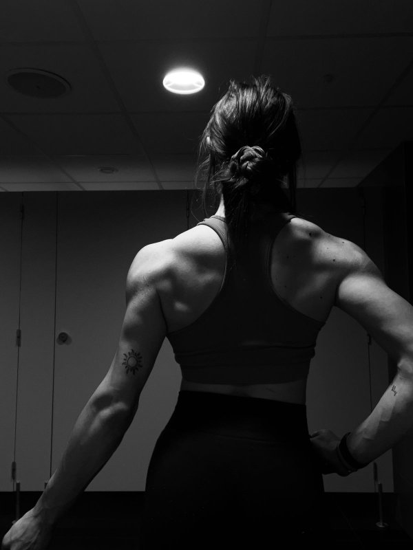 Yaren Yaşar / Gece Kuşları / 4. Bölüm : 'Kurşunlardan Ağır Sözler'